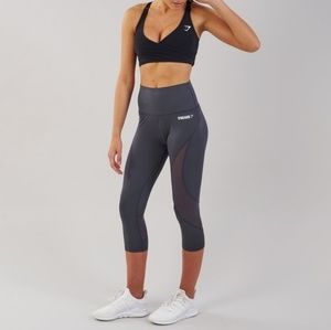 NWT Gymshark Fusion Cropped Leggings Charcoal